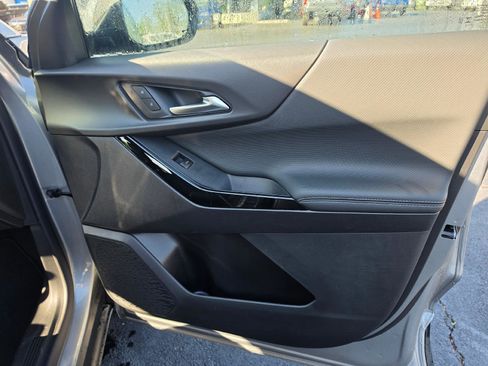 New 2026 Chevrolet Equinox LT w/ Convenience Package II FWD image 13