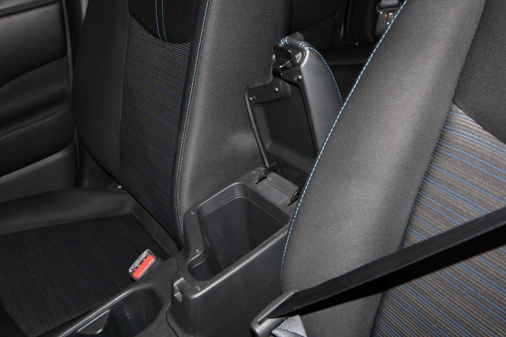 Used 2025 Nissan Leaf S FWD image 18