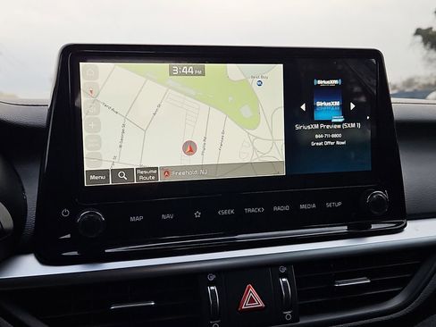 Certified 2024 Kia Forte GT-Line image 17