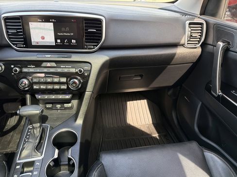 Used 2022 Kia Sportage EX w/ EX Technology Package FWD image 51