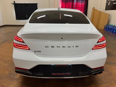 Used 2023 Genesis G70 2.0T image 8