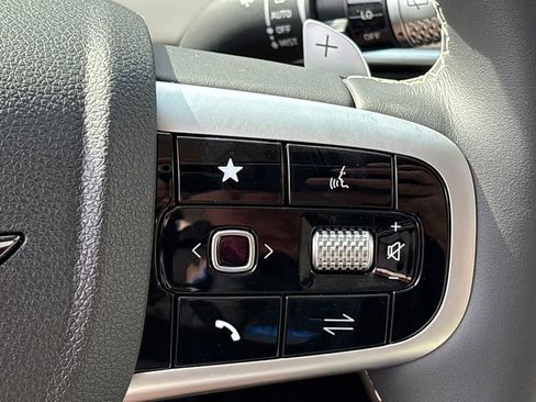 New 2026 Genesis GV70 2.5T Select image 22