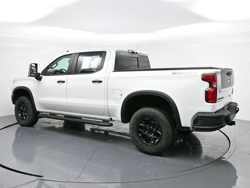 Used 2024 Chevrolet Silverado 1500 ZR2 w/ ZR2 Bison Edition image 5