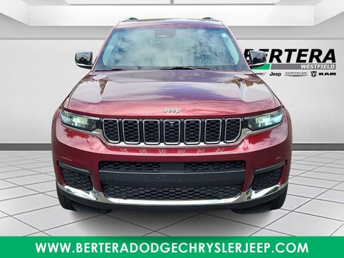Certified 2021 Jeep Grand Cherokee L Limited w/ Luxury Tech Group II AWD/4WD image 2