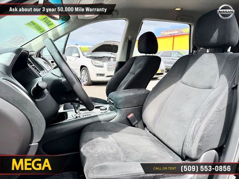 Used 2016 Nissan Pathfinder SV image 15