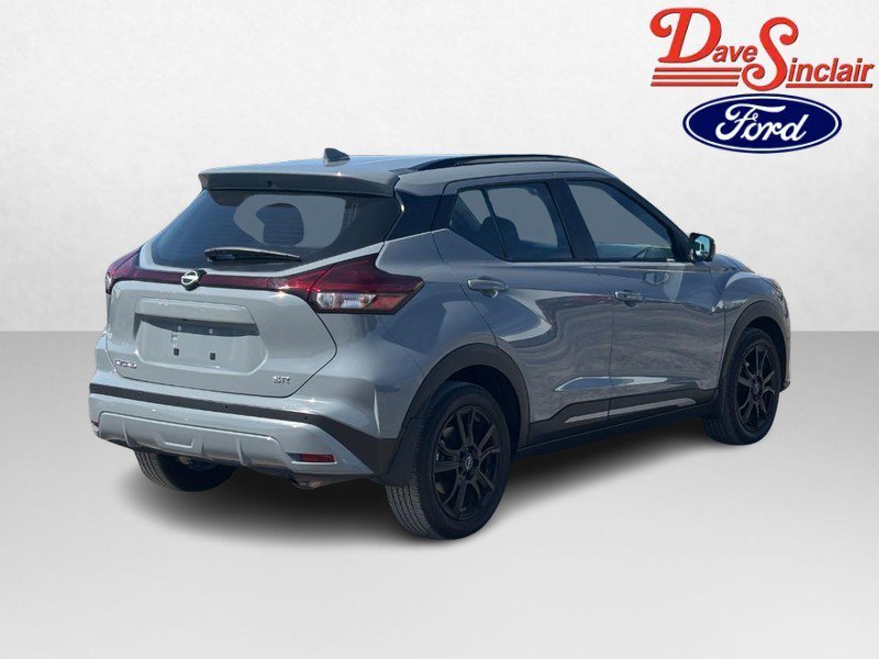 Used 2024 Nissan Kicks SR FWD image 7