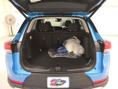 New 2026 Chevrolet TrailBlazer LT w/ Convenience Package image 25