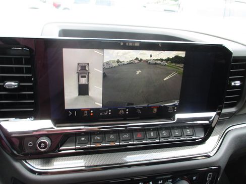 New 2026 Chevrolet Silverado 1500 ZR2 image 23