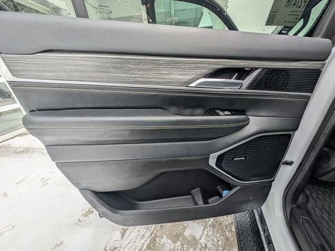 Used 2024 Jeep Wagoneer Series III image 43