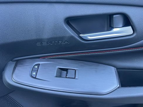 New 2026 Nissan Sentra SR w/ SR Premium Package FWD image 44