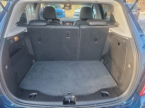 Used 2020 Chevrolet Trax LT w/ LT Convenience Package image 26