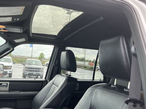 Used 2017 Ford Expedition Limited AWD/4WD image 14