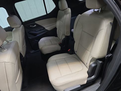 Used 2023 Chevrolet Traverse LT AWD/4WD image 31