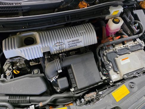 Used 2012 Toyota Prius Four FWD image 35