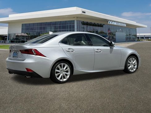 Used 2016 Lexus IS 300 AWD w/ Accessory Package 2 image 11