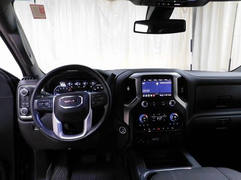 Used 2023 GMC Sierra 2500 SLT image 8