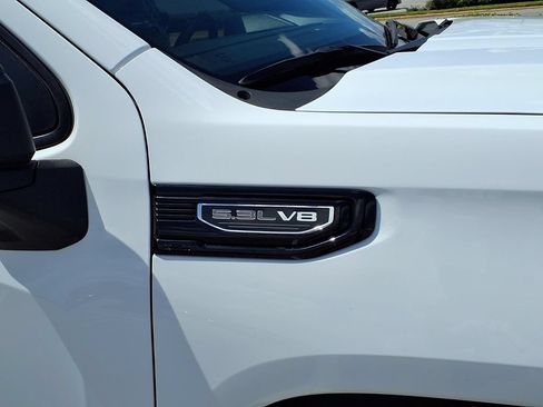 Used 2025 GMC Sierra 1500 Elevation AWD/4WD image 11