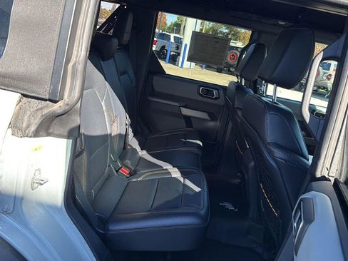 Used 2022 Ford Bronco Badlands w/ Sasquatch Package image 13