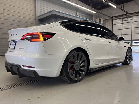 Used 2022 Tesla Model 3 Performance image 7