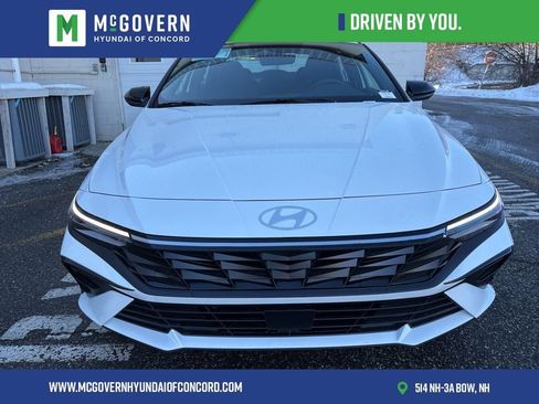 New 2026 Hyundai Elantra SEL Sport Premium FWD image 5