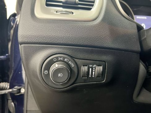 Used 2020 Jeep Compass High Altitude AWD/4WD image 19