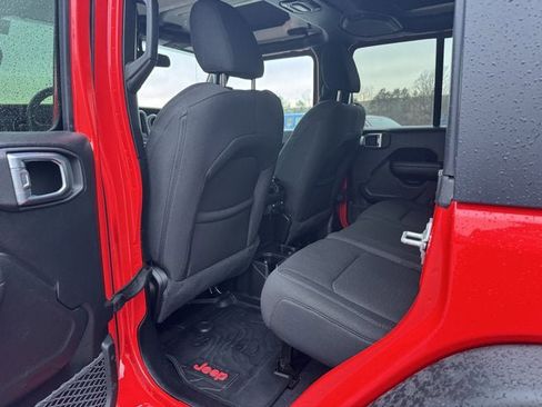Used 2021 Jeep Wrangler Unlimited Sport image 13