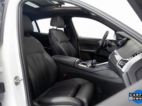 Used 2022 BMW X6 M50i w/ Premium Package image 22