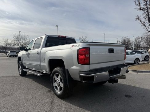 Used 2016 Chevrolet Silverado 2500 LT image 5