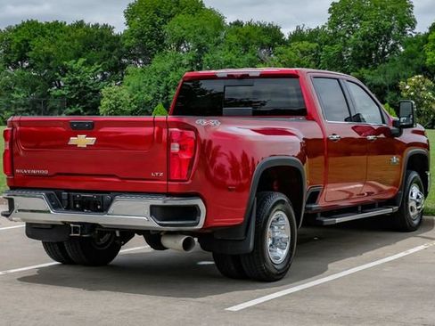 Used 2025 Chevrolet Silverado 3500 LTZ w/ LTZ Texas Edition AWD/4WD image 11
