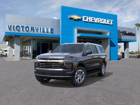 New 2026 Chevrolet Suburban LT RWD image 8