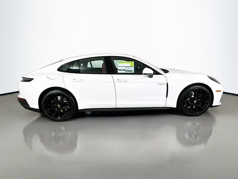 New 2026 Porsche Panamera 4 image 8