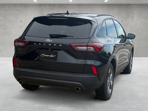 Used 2025 Ford Escape ST-Line FWD image 17