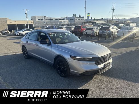 Used 2025 Honda Accord SE image 1