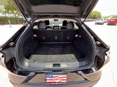 Used 2024 Ford Mustang Mach-E Select w/ Comfort Package Lite AWD/4WD image 30