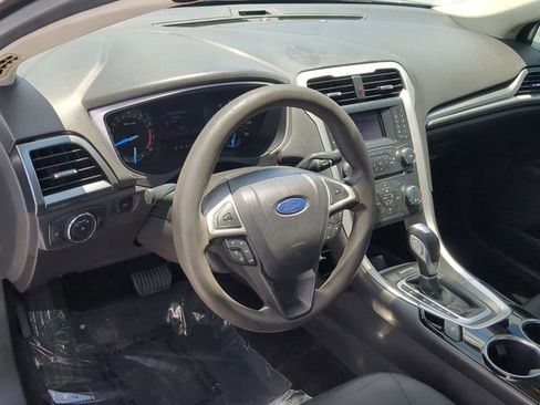 Used 2013 Ford Fusion SE FWD image 18