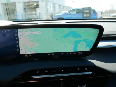 Used 2025 Buick Enclave Preferred image 30