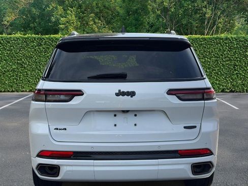 Used 2024 Jeep Grand Cherokee L Summit w/ High Altitude Package AWD/4WD image 5