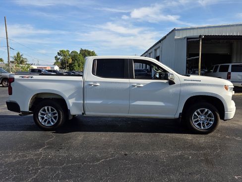 Certified 2022 Chevrolet Silverado 1500 RST AWD/4WD image 6