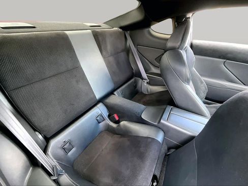 Used 2023 Toyota GR86 Premium w/ ALL Weather Mat Package (TMS) RWD image 19