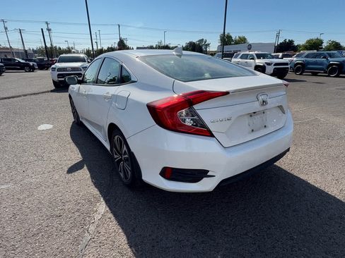 Used 2016 Honda Civic EX-T image 3
