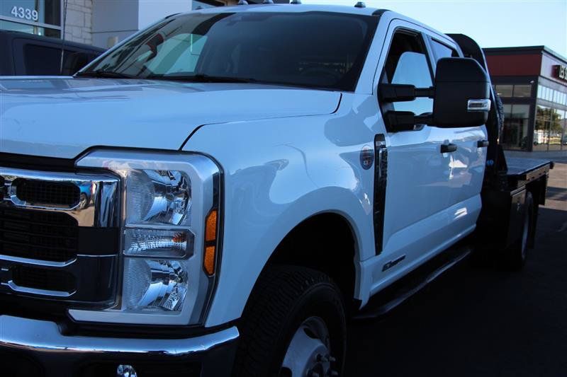 Used 2025 Ford F350 XLT AWD/4WD image 33