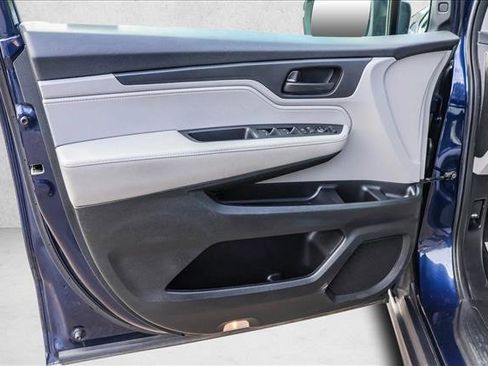 Used 2022 Honda Odyssey EX image 12