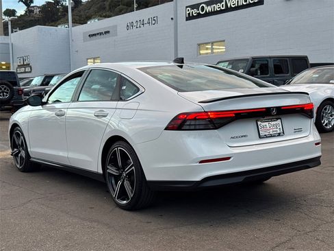 Used 2024 Honda Accord Sport image 10