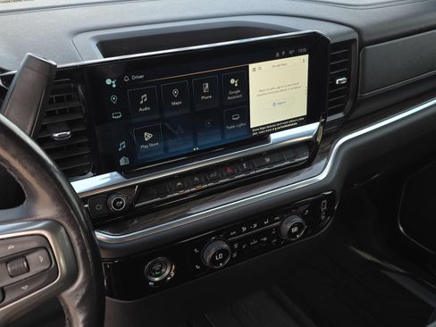 Used 2022 Chevrolet Silverado 1500 LT RWD image 17