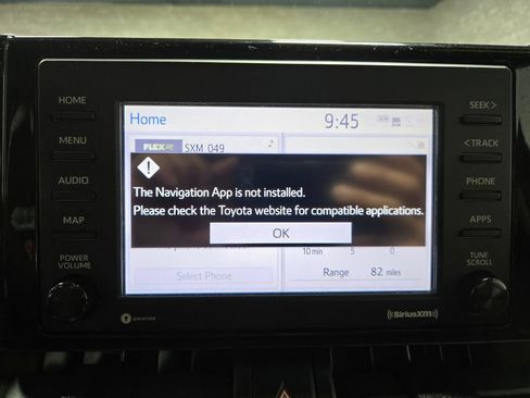 Used 2021 Toyota RAV4 LE AWD/4WD image 24