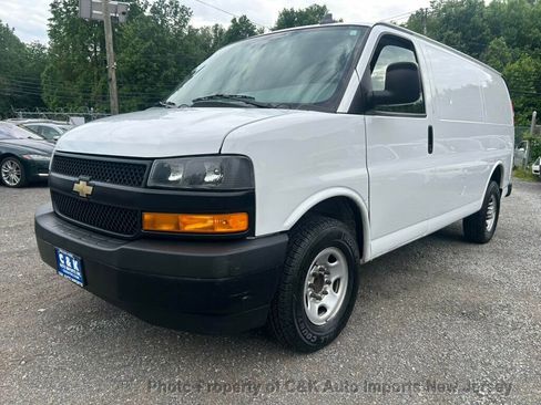 Used 2021 Chevrolet Express 2500 w/ Driver Convenience Package RWD image 1