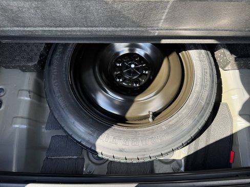 Used 2025 Hyundai Tucson SEL FWD image 16