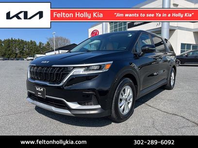 Used 2024 Kia Carnival LX