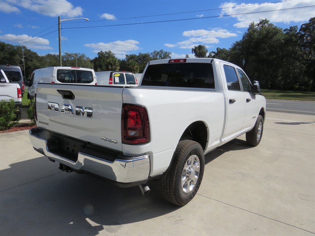 Used 2025 RAM 2500 Big Horn AWD/4WD image 14