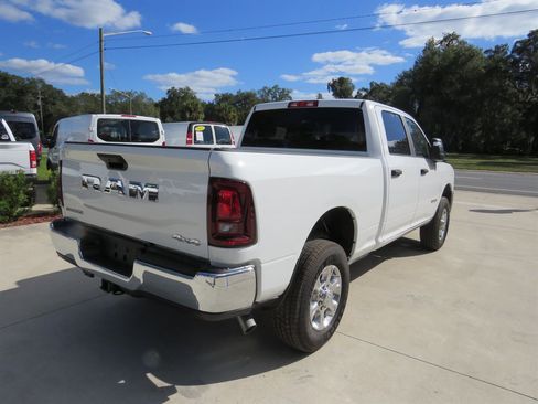Used 2025 RAM 2500 Big Horn AWD/4WD image 14